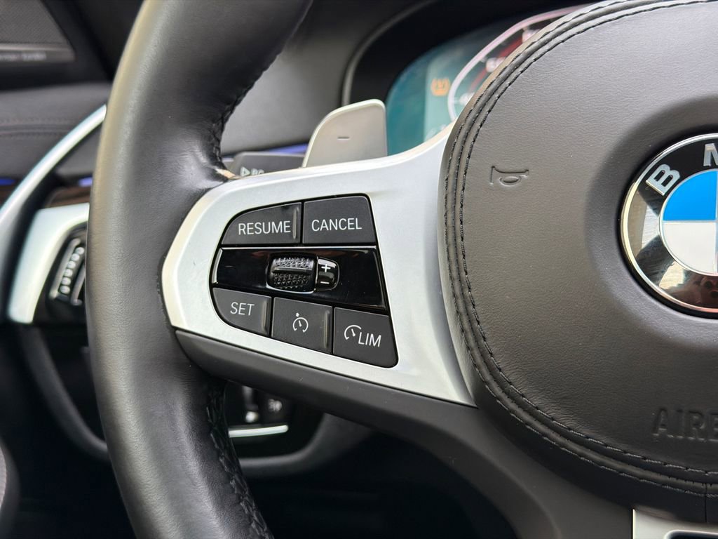 Used 2023 BMW M550i xDrive w/ Executive Package image 19