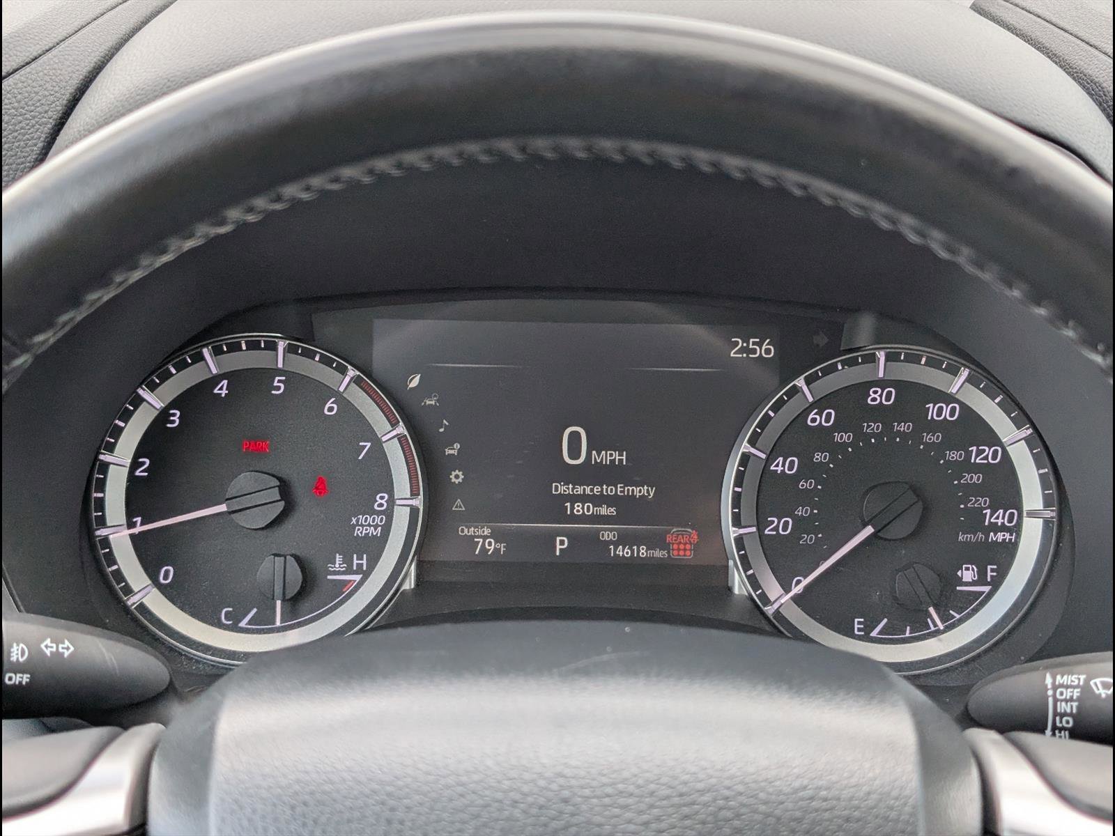 Used 2024 Toyota Highlander XLE AWD/4WD image 14