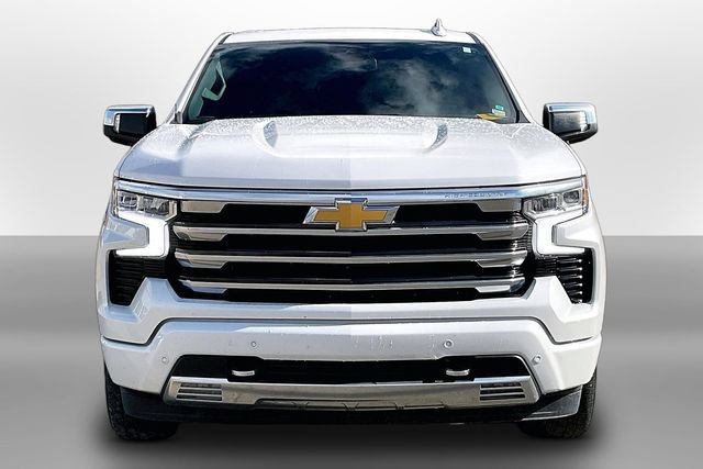 Certified 2024 Chevrolet Silverado 1500 High Country w/ High Country Premium Package AWD/4WD image 2