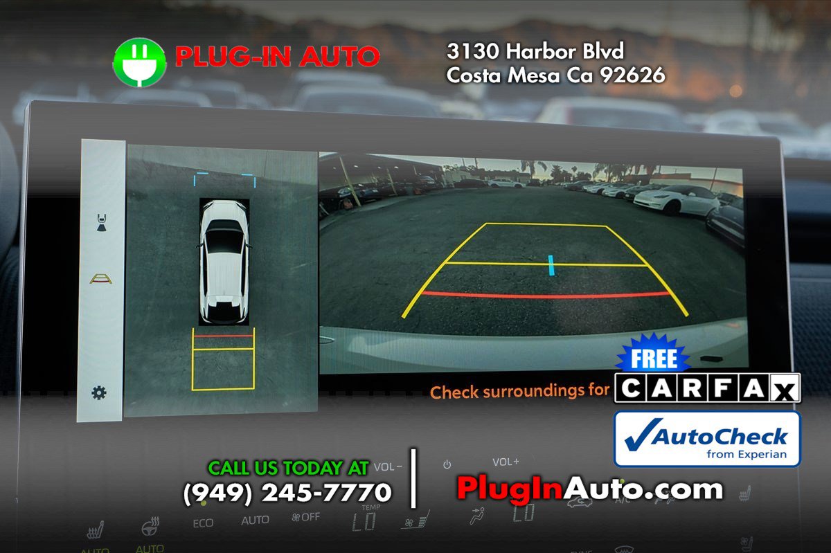 Used 2024 Subaru Solterra Touring w/ Touring Package image 33