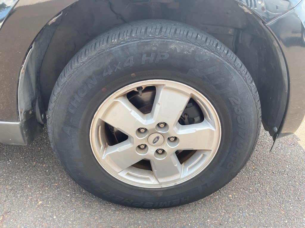 Used 2009 Ford Escape XLT FWD image 28