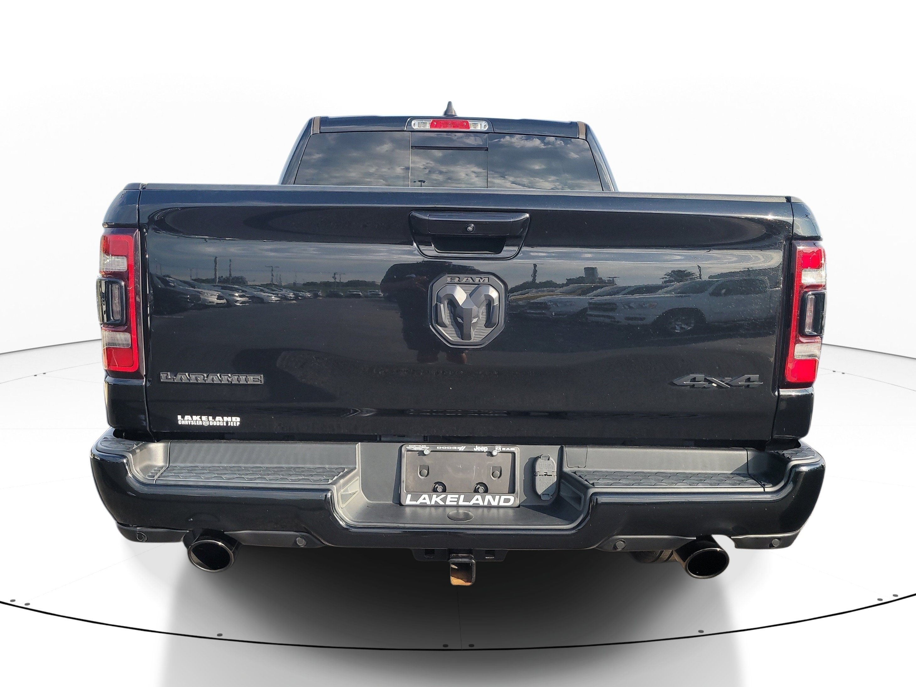 Used 2023 RAM 1500 Laramie AWD/4WD image 5