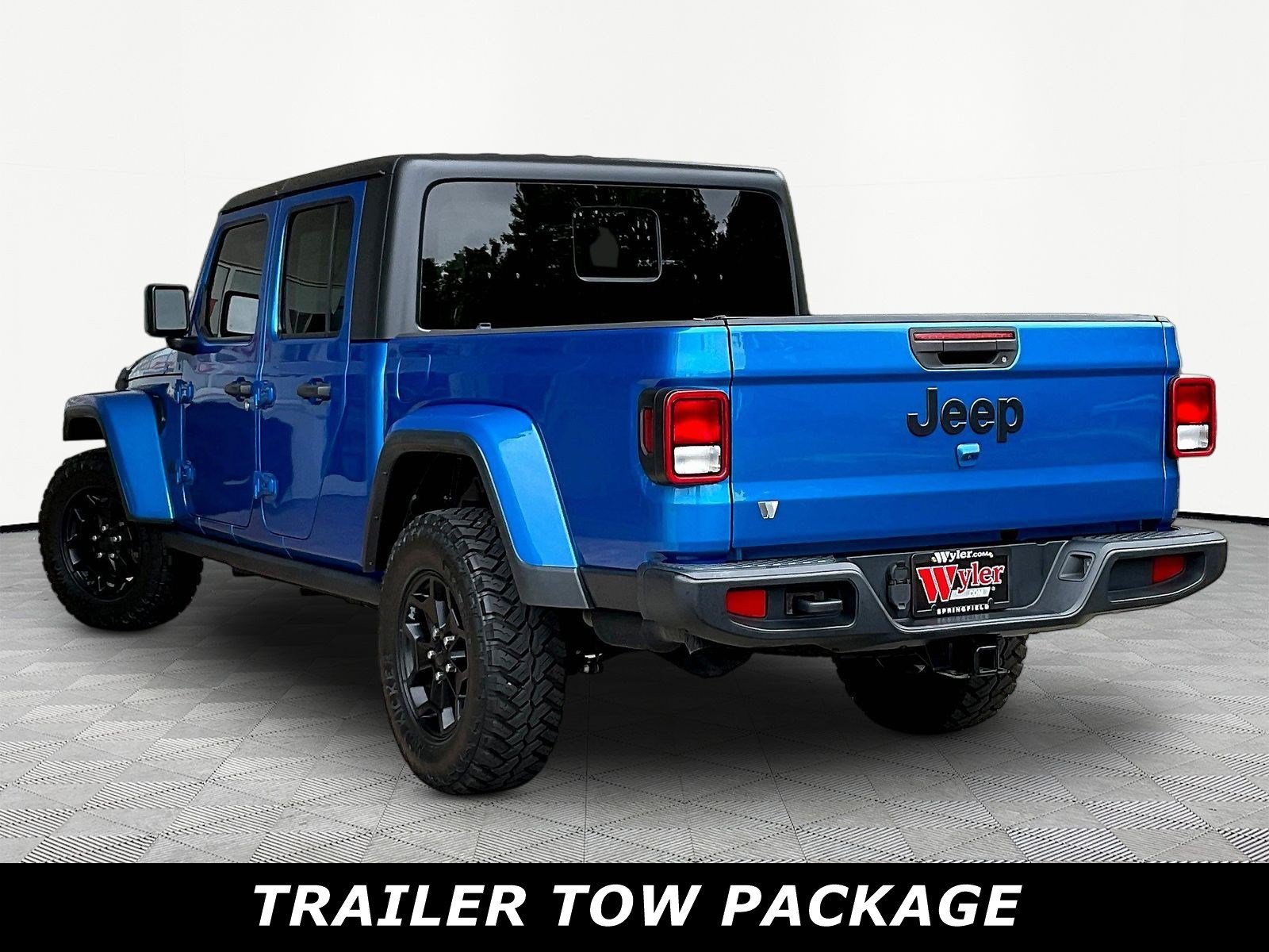 Used 2021 Jeep Gladiator Sport AWD/4WD image 4