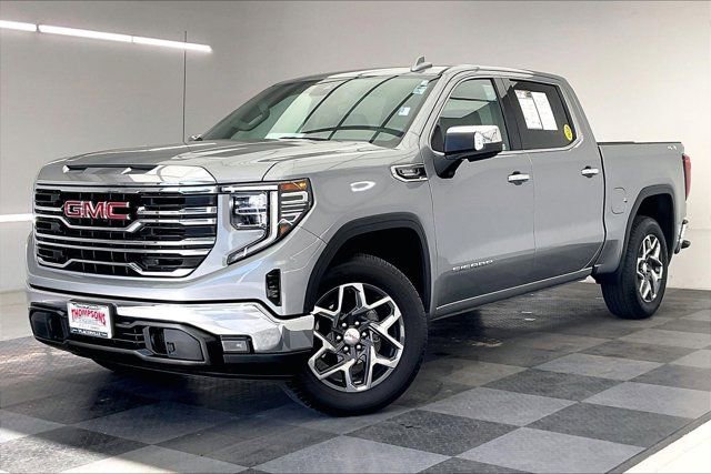 Used 2023 GMC Sierra 1500 SLT w/ SLT Premium Package AWD/4WD image 11
