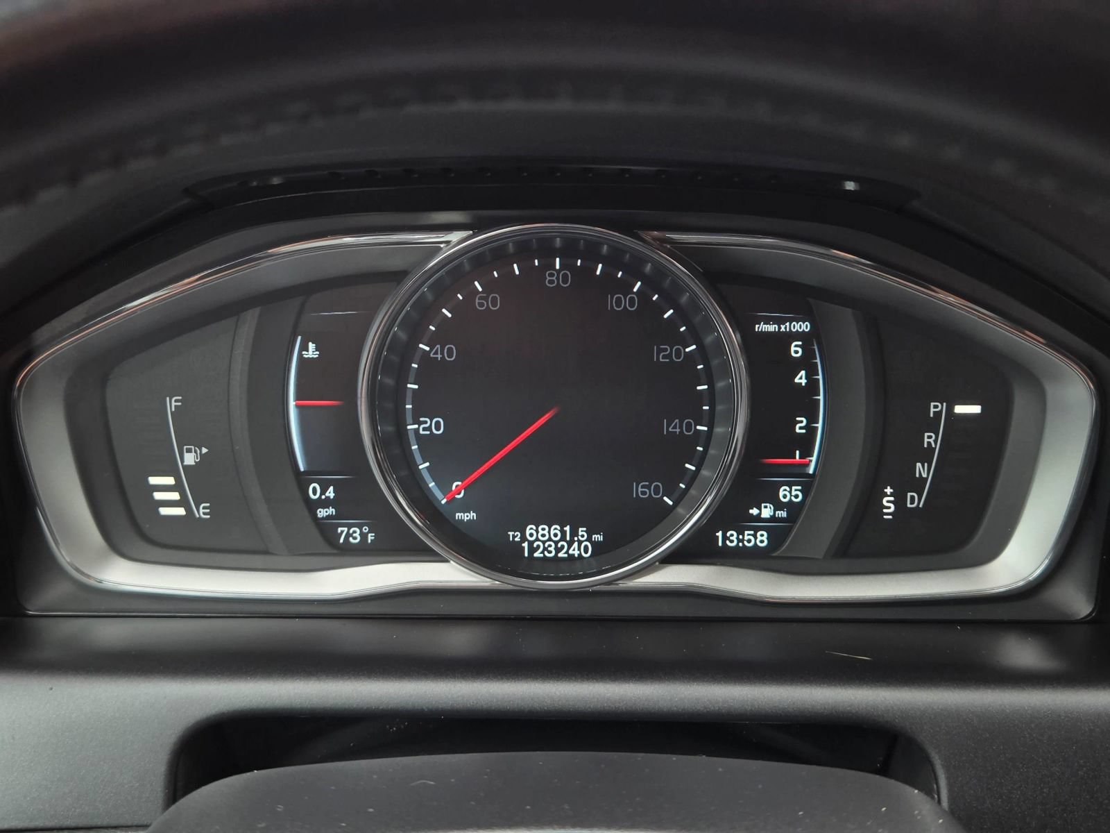 Used 2015 Volvo XC60 T5 AWD/4WD image 34