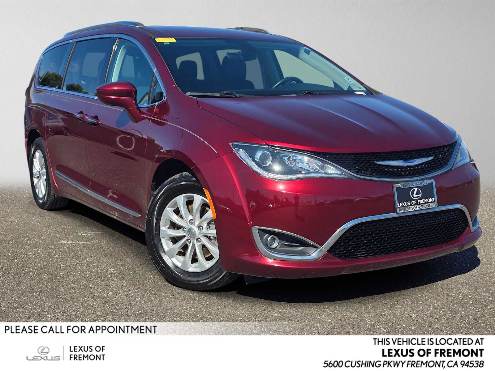 Used 2018 Chrysler Pacifica Touring-L