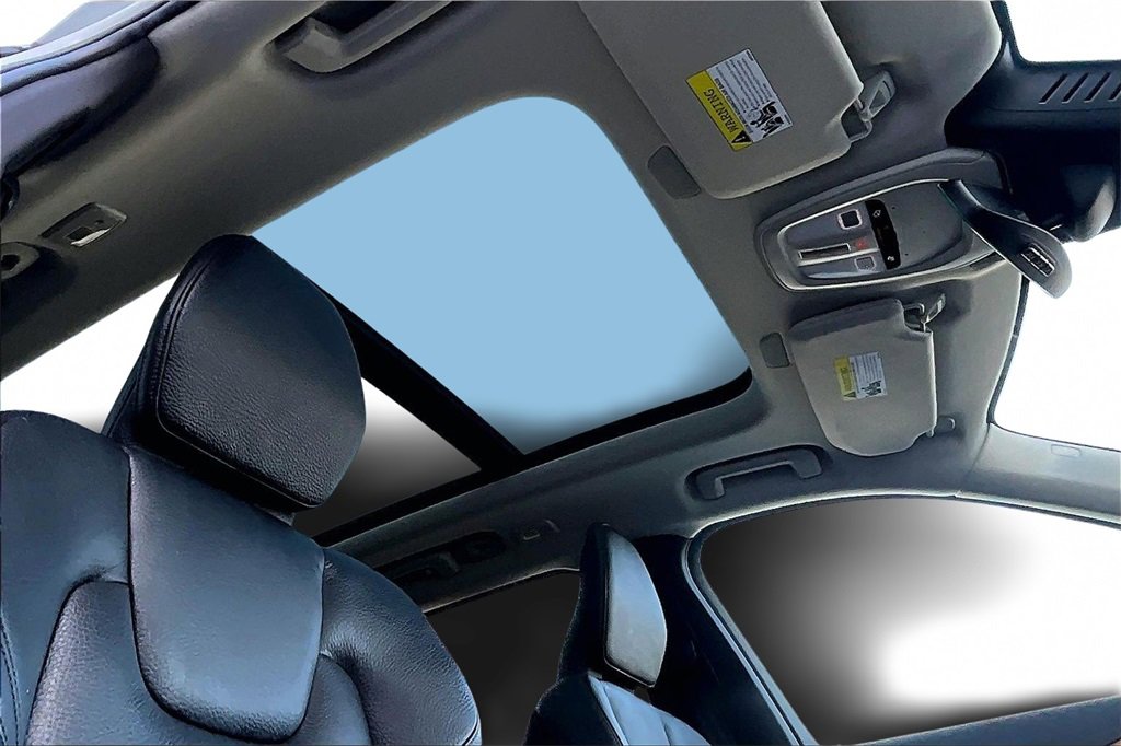 Used 2024 Volvo XC90 B6 Plus w/ Protection Package Premier image 28