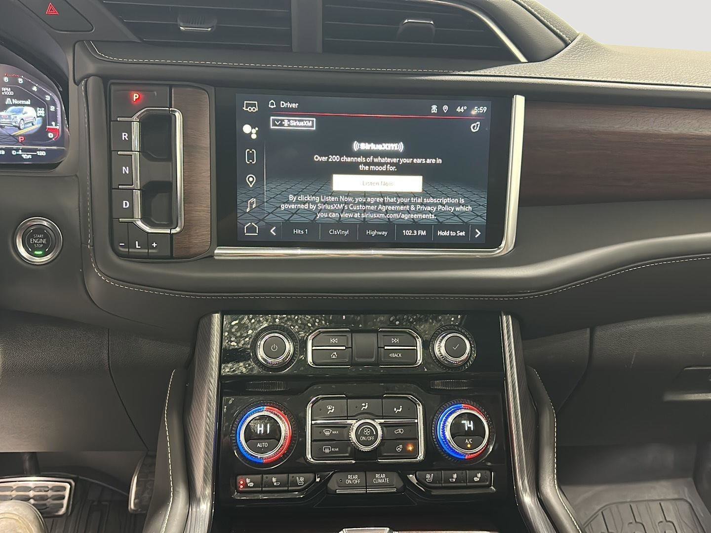 Used 2024 GMC Yukon Denali Ultimate AWD/4WD image 12