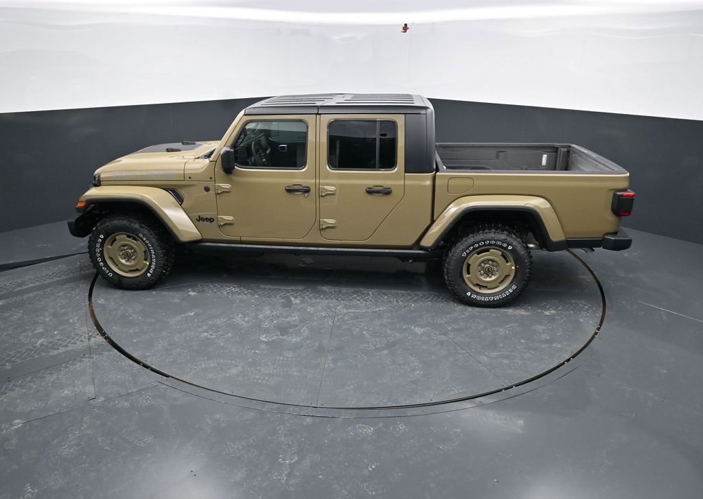 New 2026 Jeep Gladiator Willys AWD/4WD image 32