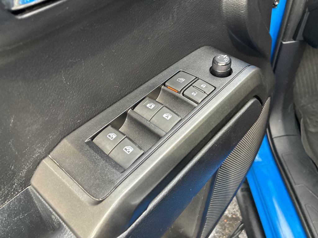 Used 2021 Toyota Tacoma TRD Off-Road AWD/4WD image 25