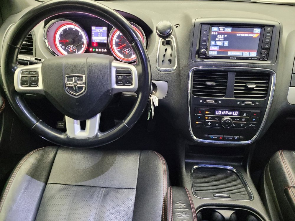 Used 2019 Dodge Grand Caravan GT image 22