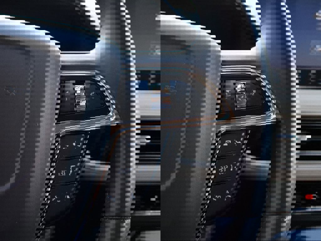 Used 2023 Lincoln Nautilus Reserve w/ Equipment Group 201A image 30