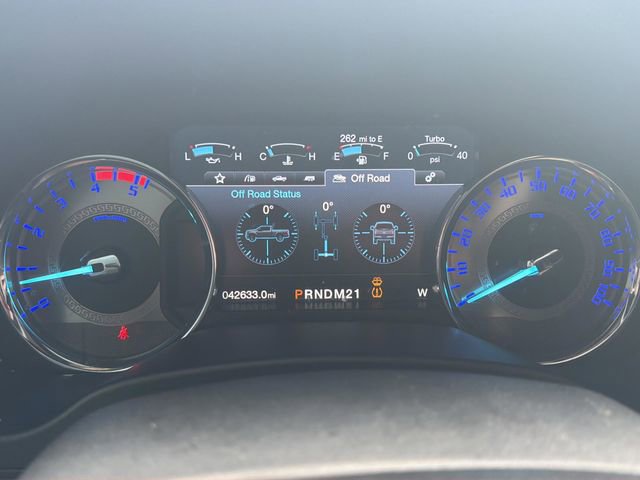 Used 2018 Ford F250 Lariat w/ FX4 Off-Road Package AWD/4WD image 24