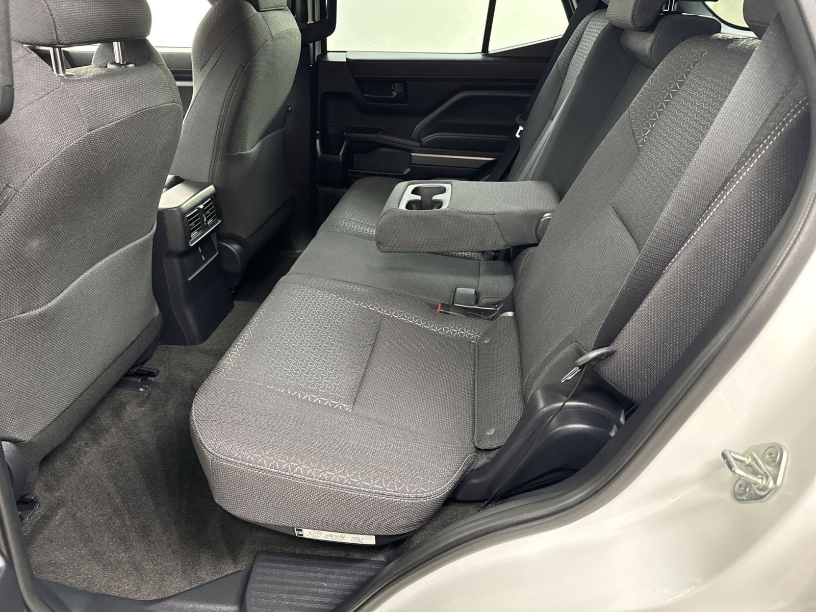 Used 2025 Toyota 4Runner SR5 image 28