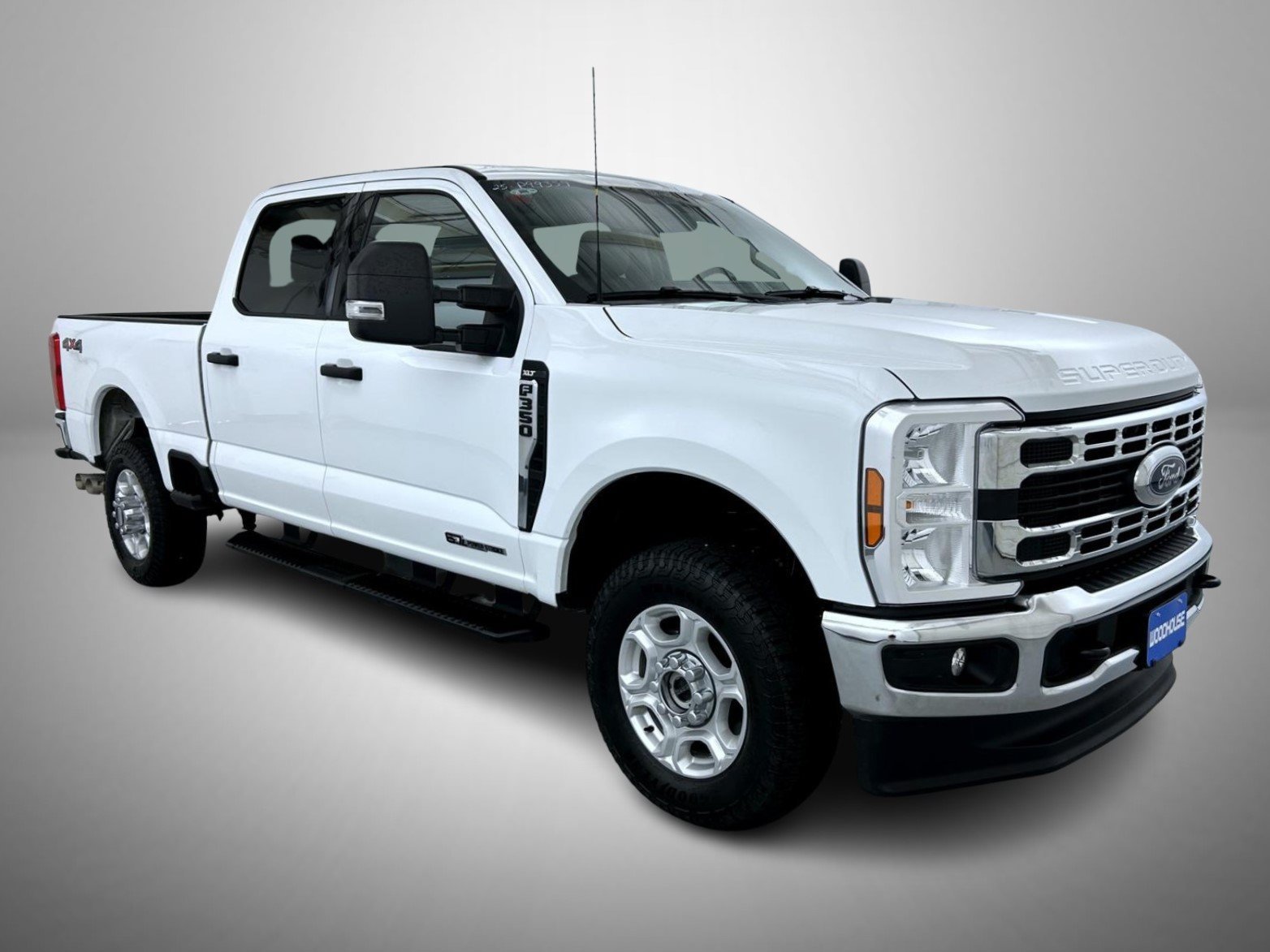 Used 2025 Ford F350 XLT AWD/4WD image 3