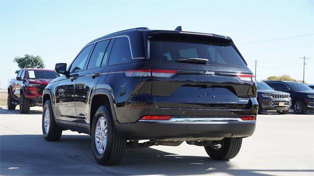 Certified 2023 Jeep Grand Cherokee Laredo w/ Luxury Tech Group I image 7