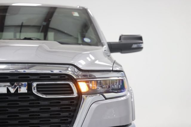 Used 2026 RAM 1500 Big Horn AWD/4WD image 3