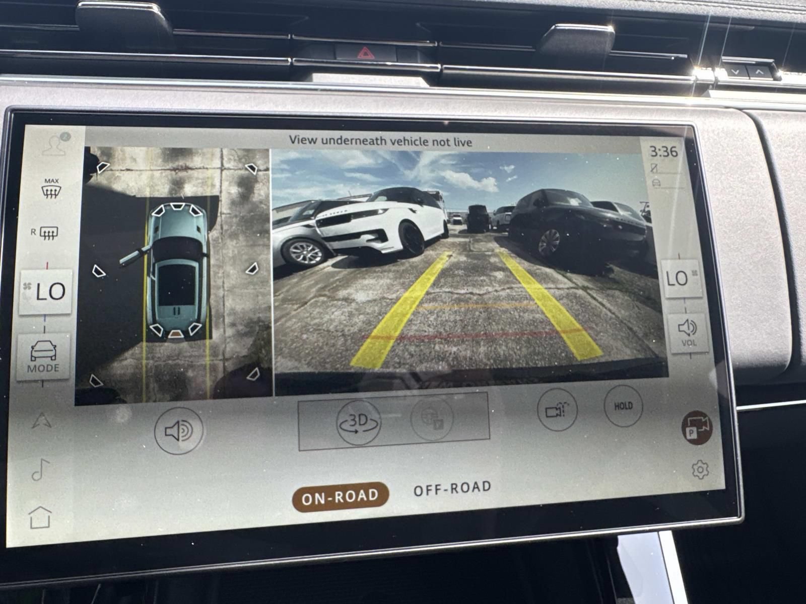 New 2025 Land Rover Range Rover Sport SE AWD/4WD image 24