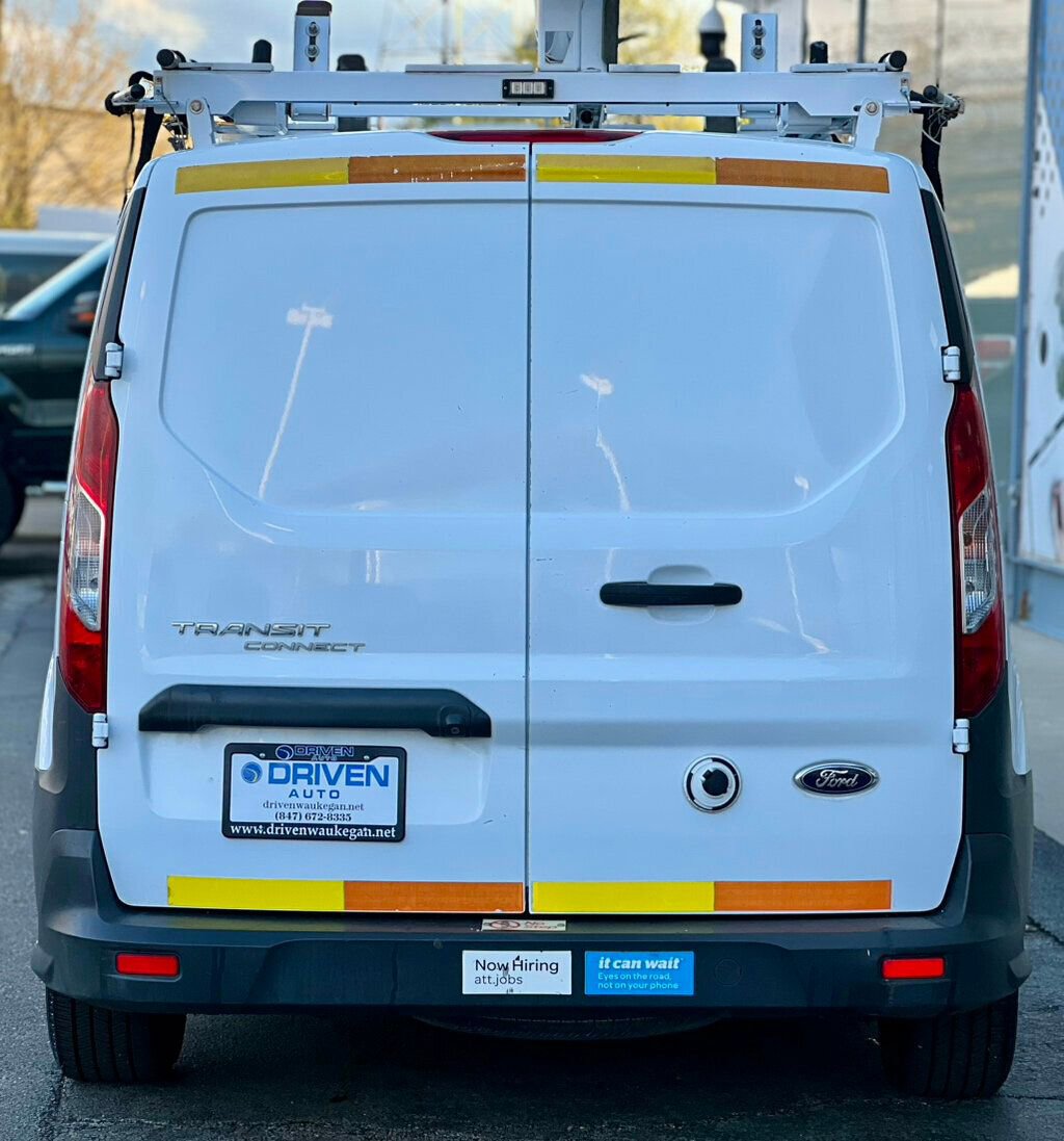Used 2016 Ford Transit Connect XL FWD image 4