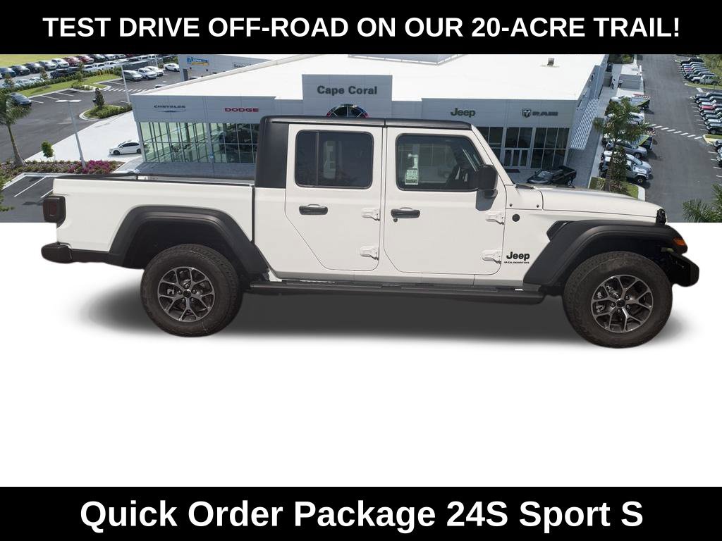 New 2026 Jeep Gladiator Sport AWD/4WD image 3