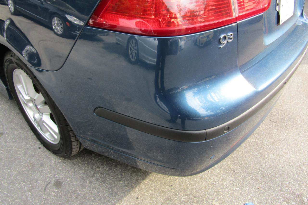 Used 2007 Saab 9-3 2.0T w/ Premium 16 Pkg FWD image 4