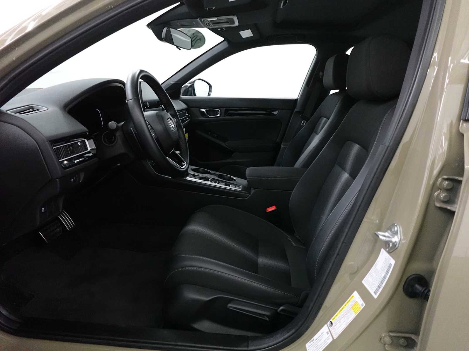 Used 2025 Honda Civic Sport image 12