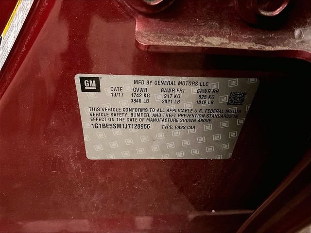 Used 2018 Chevrolet Cruze LT w/ Convenience Package FWD image 32