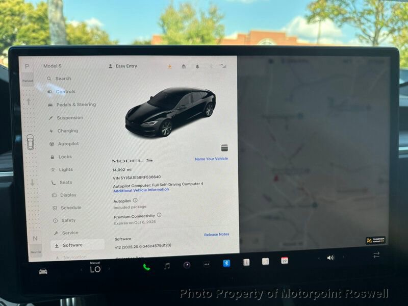 Used 2024 Tesla Model S AWD image 11