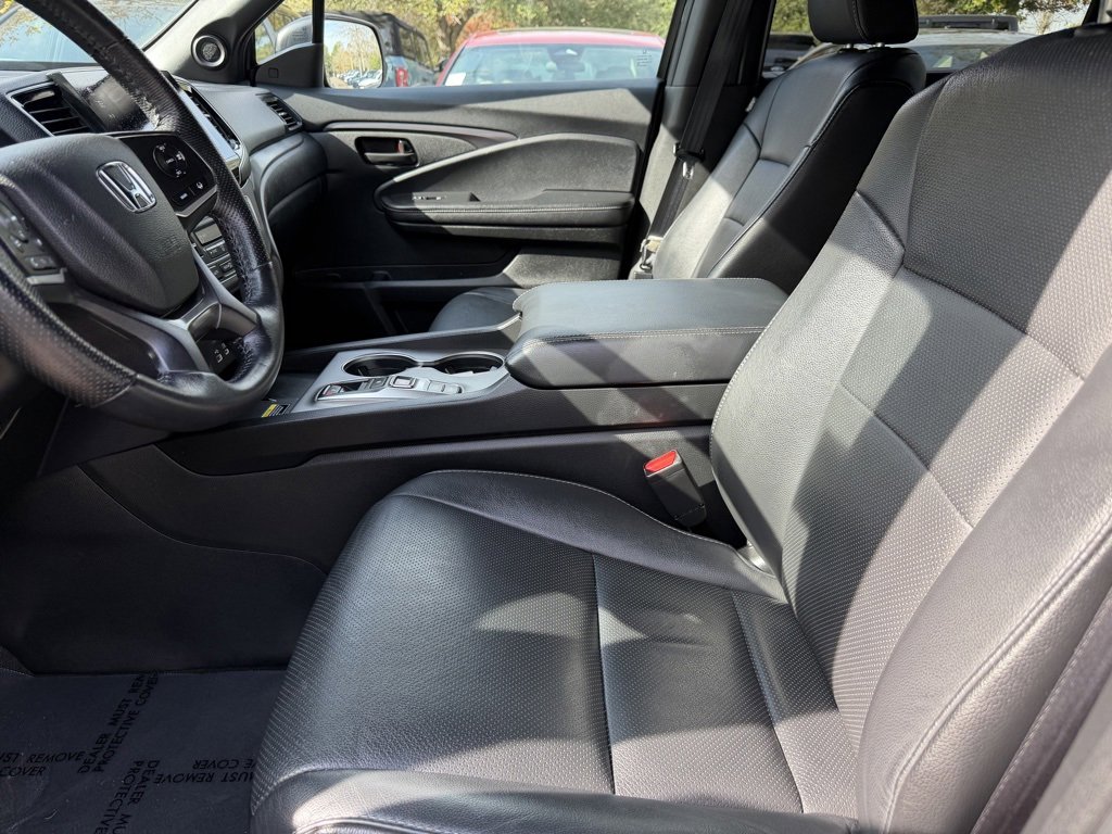 Certified 2024 Honda Passport EX-L image 18