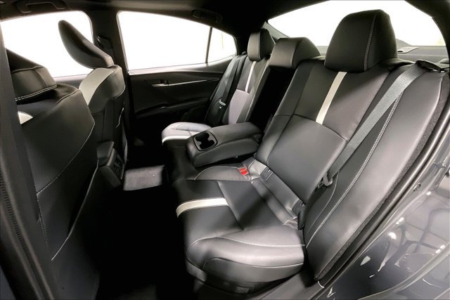 New 2026 Toyota Camry SE AWD/4WD image 10