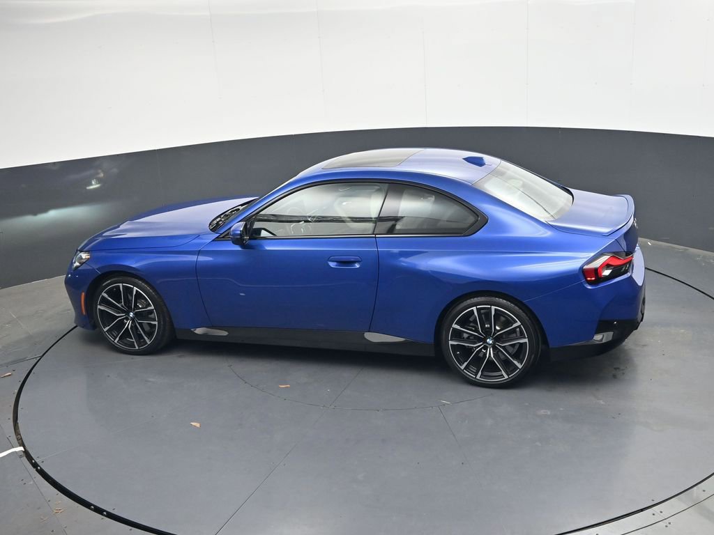 Used 2024 BMW 230i Coupe w/ M Sport Package RWD image 24