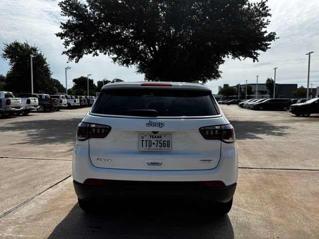 Used 2024 Jeep Compass Latitude AWD/4WD image 6