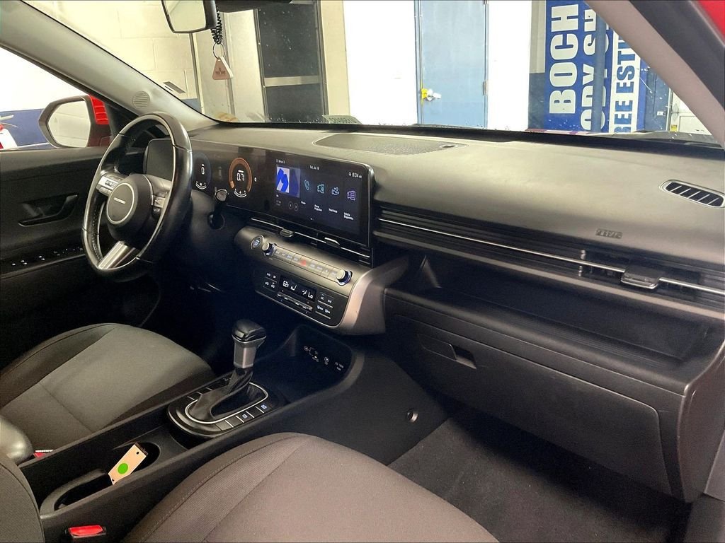 Used 2024 Hyundai Kona SEL FWD image 14