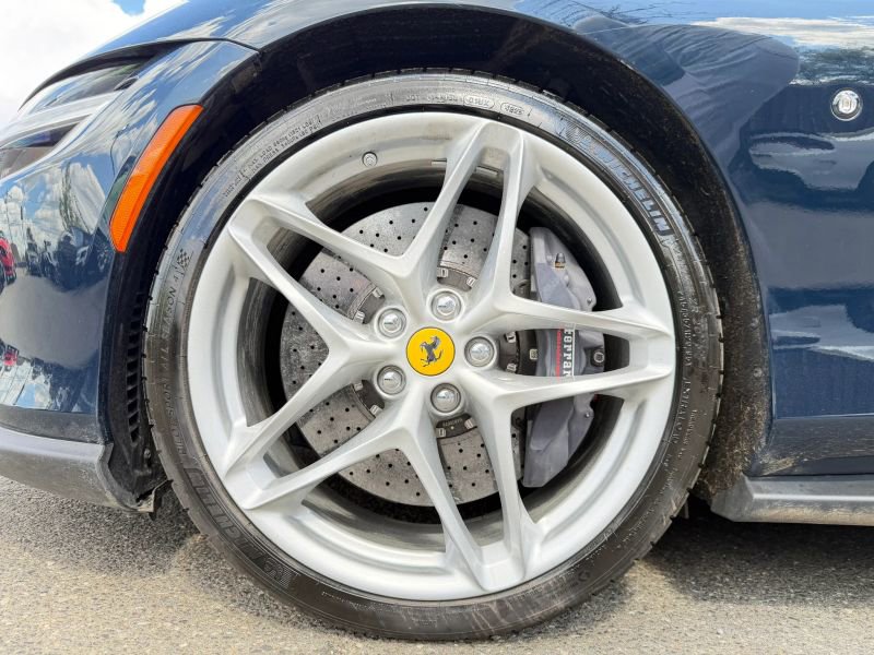 Used 2024 Ferrari Roma RWD image 32