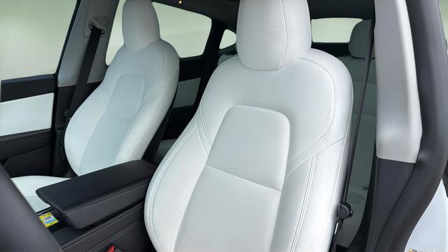 Used 2021 Tesla Model Y Long Range image 20