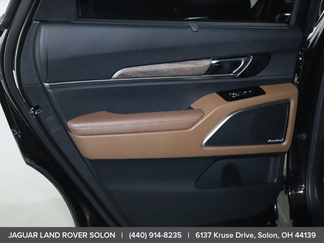 Used 2021 Kia Telluride SX w/ SX Prestige Package AWD/4WD image 34