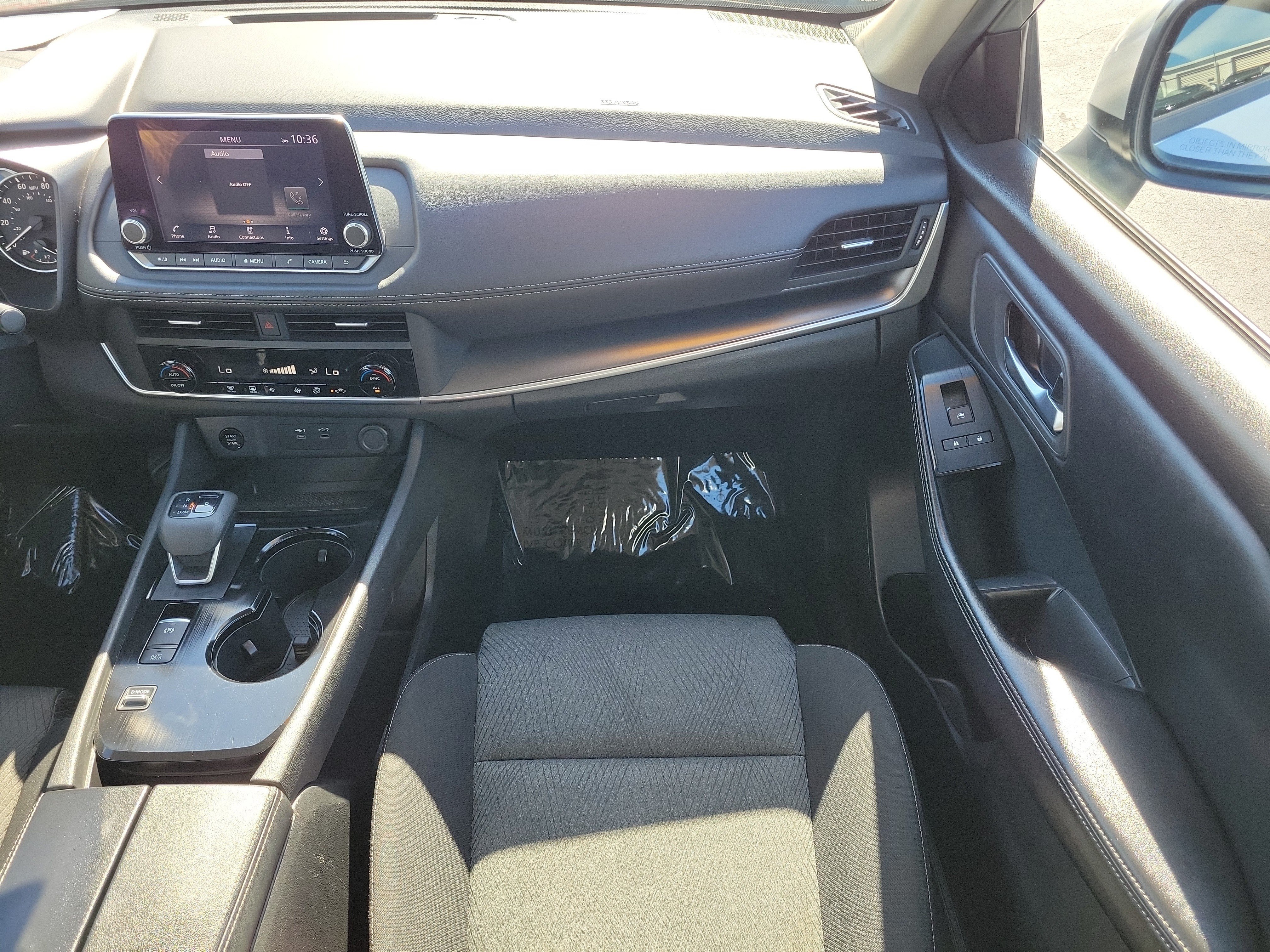 Used 2024 Nissan Rogue SV FWD image 15