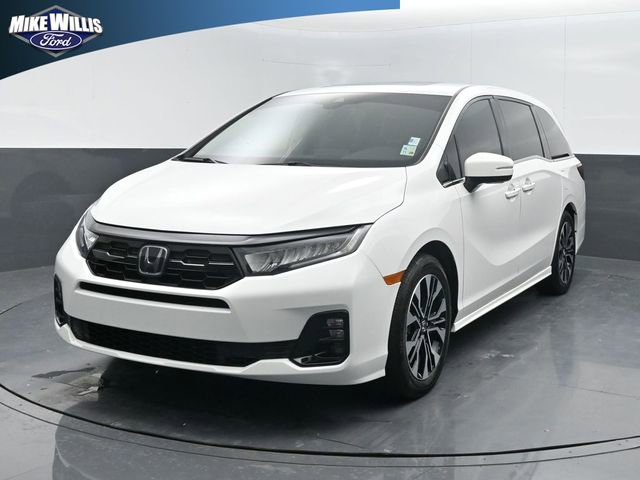 Used 2025 Honda Odyssey Elite image 3