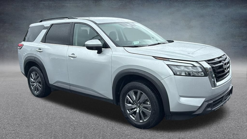 Used 2025 Nissan Pathfinder SV AWD/4WD image 30