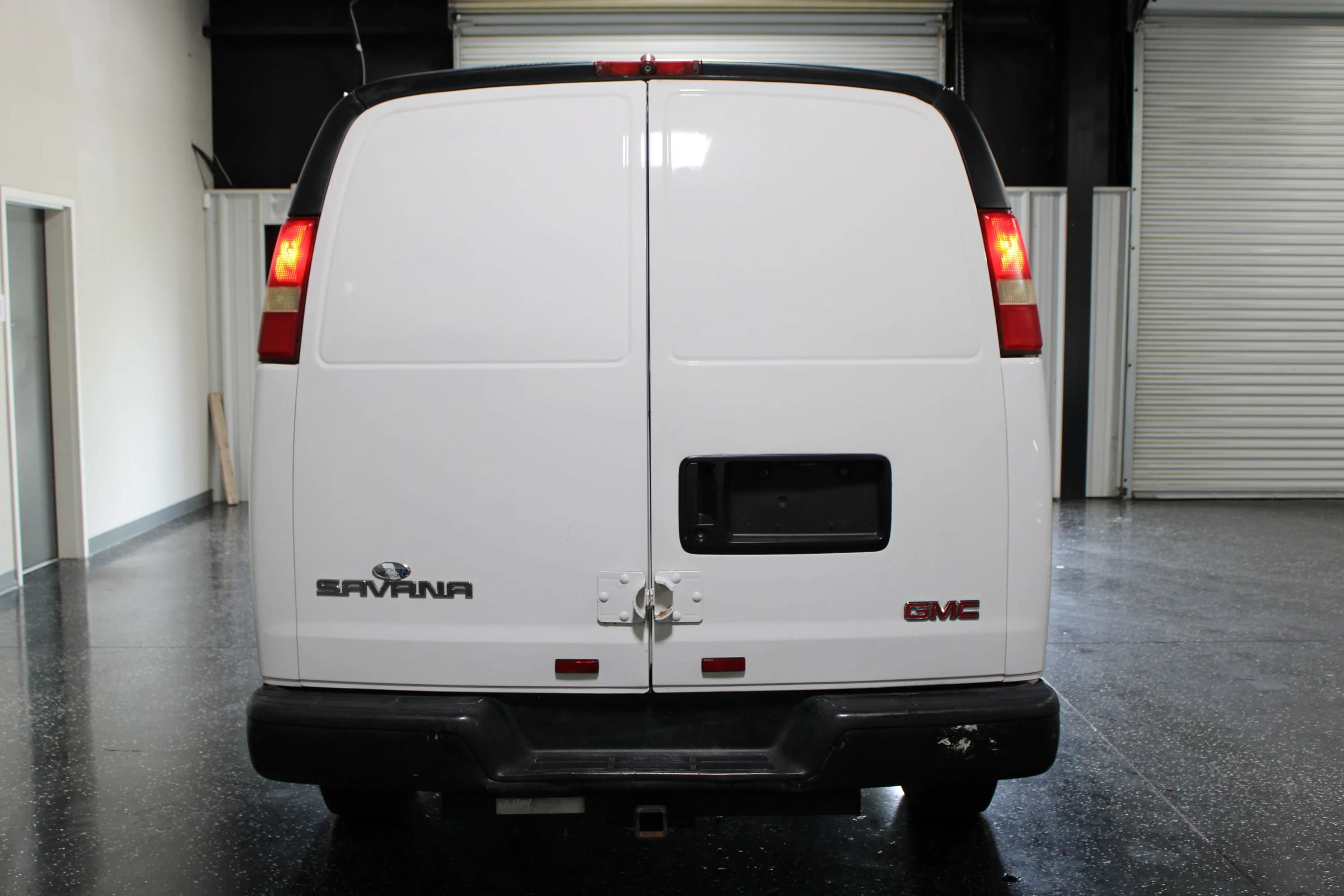 Used 2008 GMC Savana 2500 Extended RWD image 5