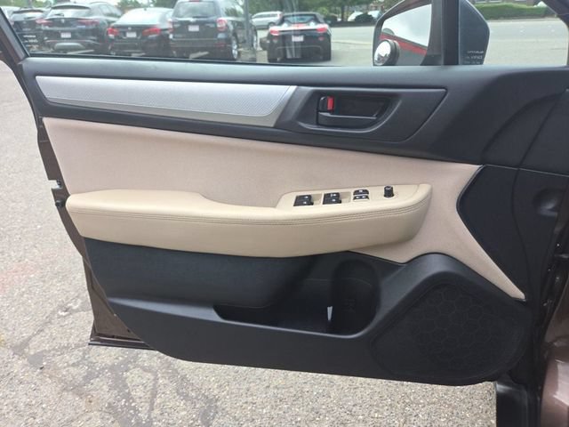 Used 2019 Subaru Outback 2.5i AWD/4WD image 19