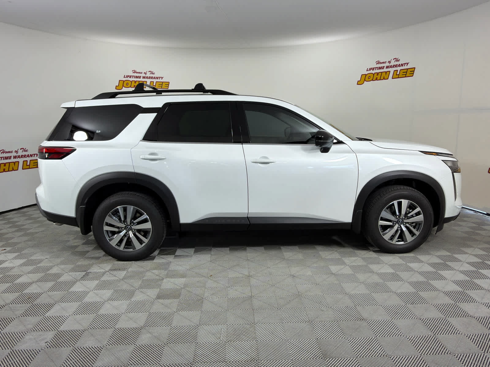 New 2026 Nissan Pathfinder SL FWD image 6