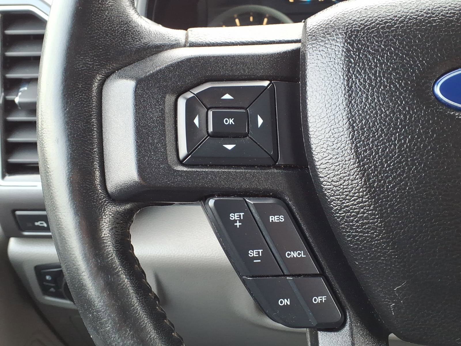 Used 2017 Ford F150 XLT w/ Equipment Group 302A Luxury AWD/4WD image 26