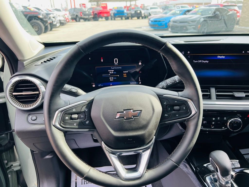 Used 2024 Chevrolet Trax ACTIV w/ Sunroof Package image 11