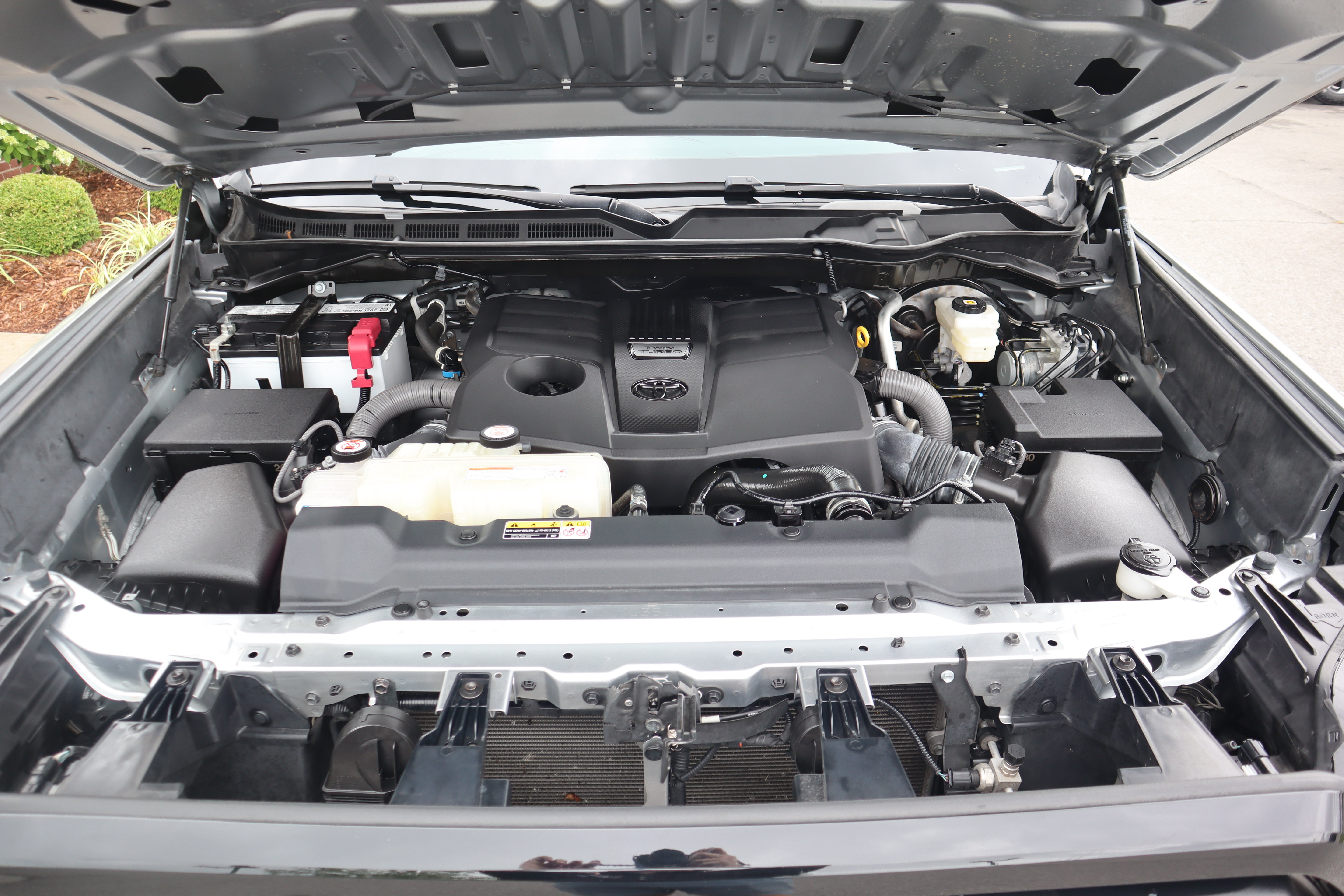 Used 2023 Toyota Tundra SR AWD/4WD image 32