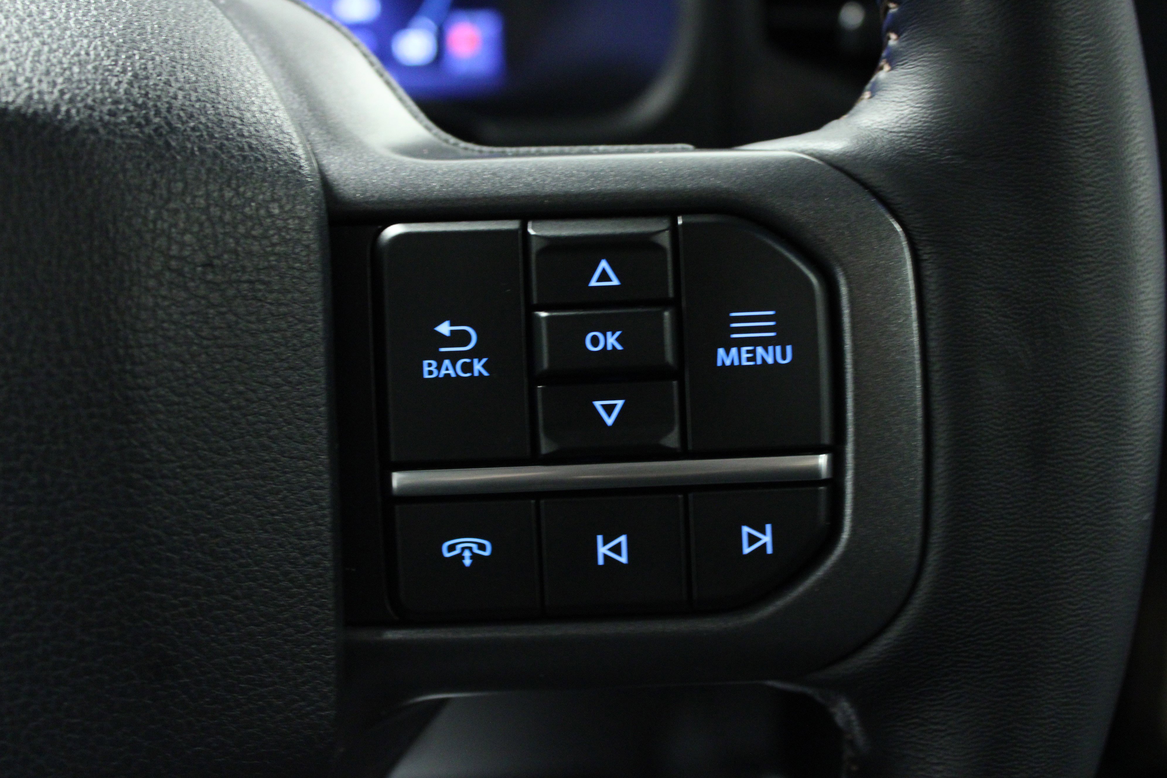 Used 2024 Ford F150 Lightning Lariat image 22