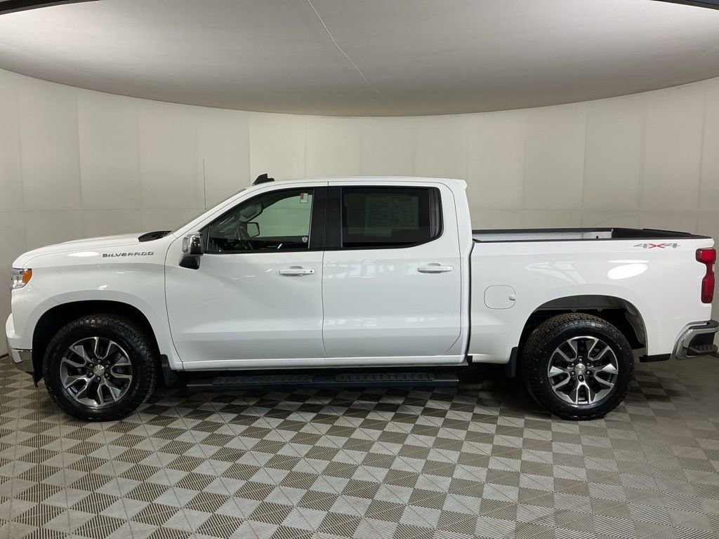 Used 2022 Chevrolet Silverado 1500 LT image 6