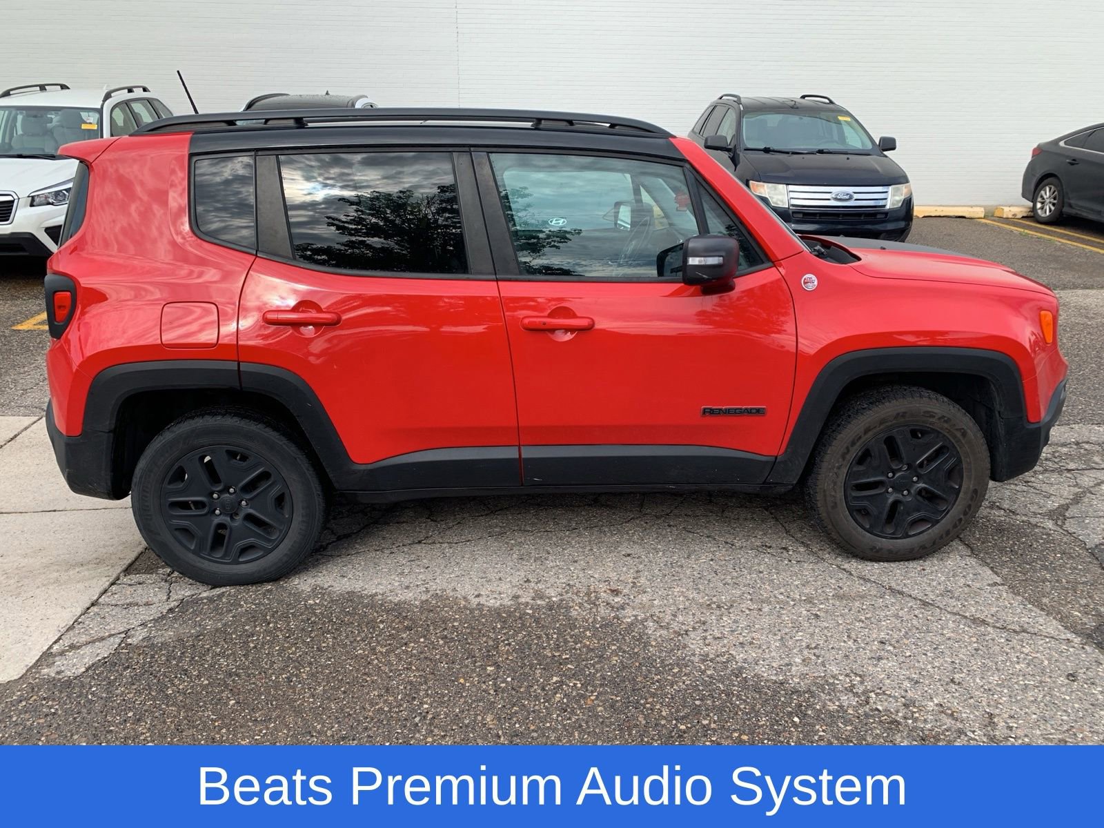 Used 2018 Jeep Renegade Trailhawk AWD/4WD image 4