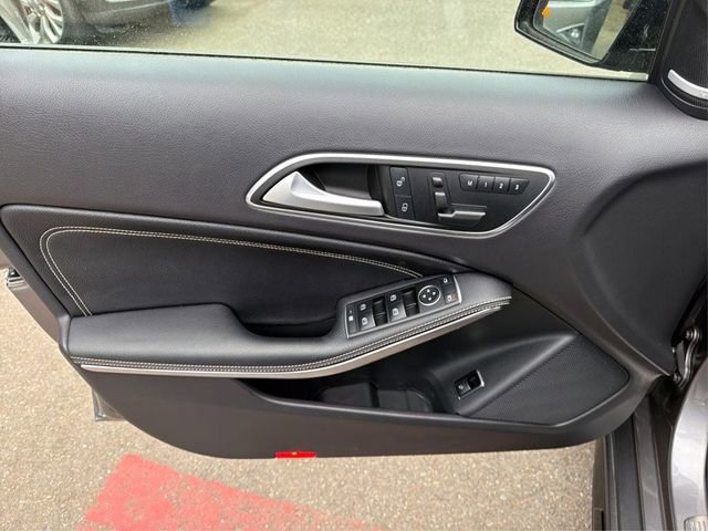 Used 2017 Mercedes-Benz GLA 250 4MATIC image 18