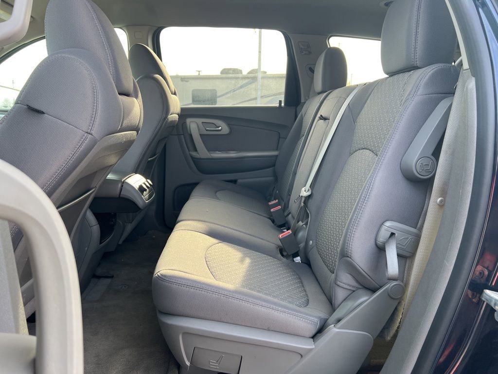 Used 2012 Chevrolet Traverse LS image 24